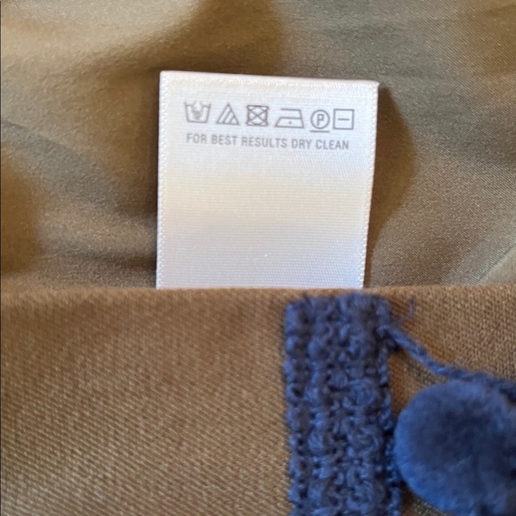 Maeve for Anthropologie Scenic Tapestry Skirt with Pom Poms.  Size 4.  EUC. - Picture 10 of 12